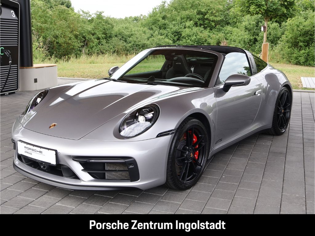 Porsche 992 2023