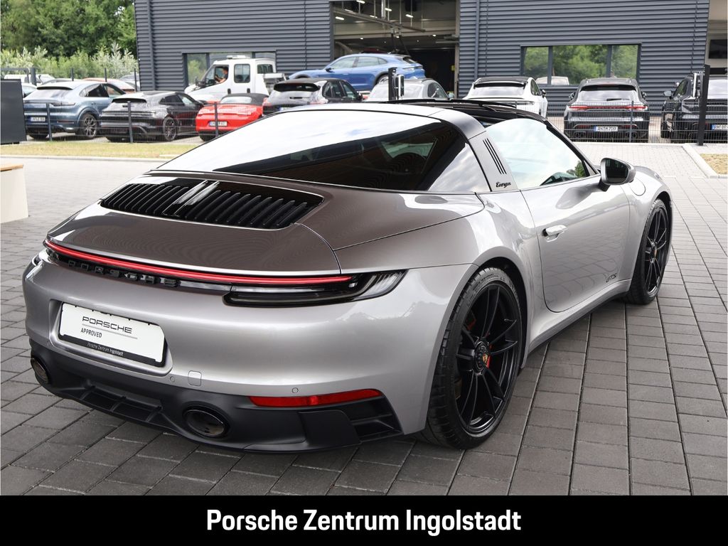 Porsche 992 2023