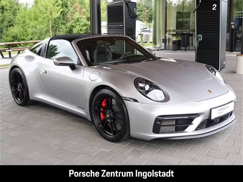 Porsche 992 2023