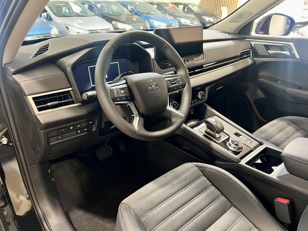 Mitsubishi Plug-in Hybrid Outlander