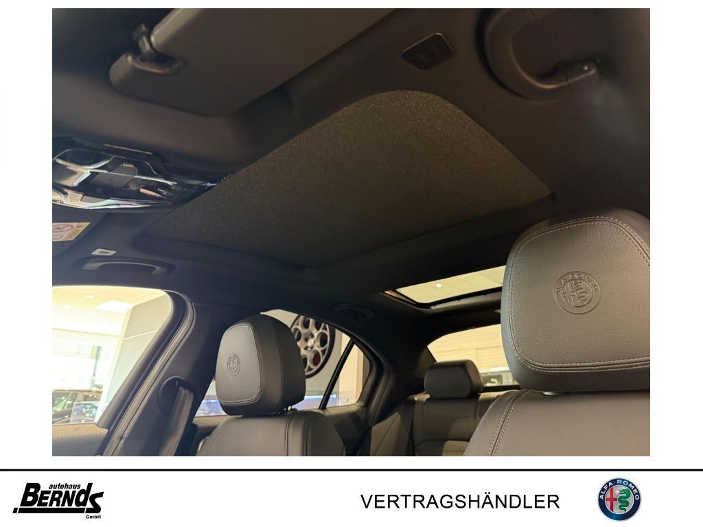 Alfa Romeo Giulia 2025