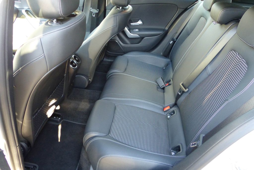 Mercedes-Benz A 200 2022