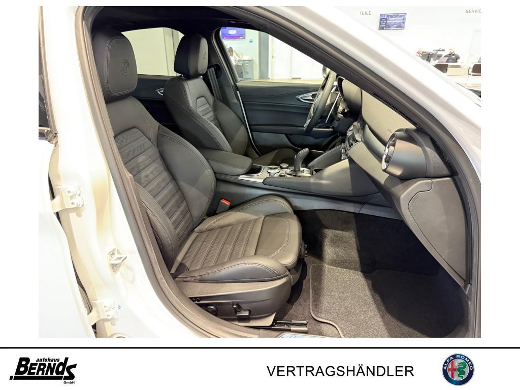 Alfa Romeo Giulia 2025