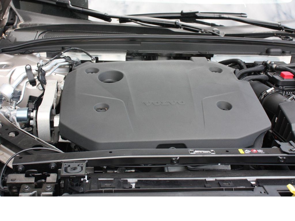 Volvo V60 Cross Country 2024