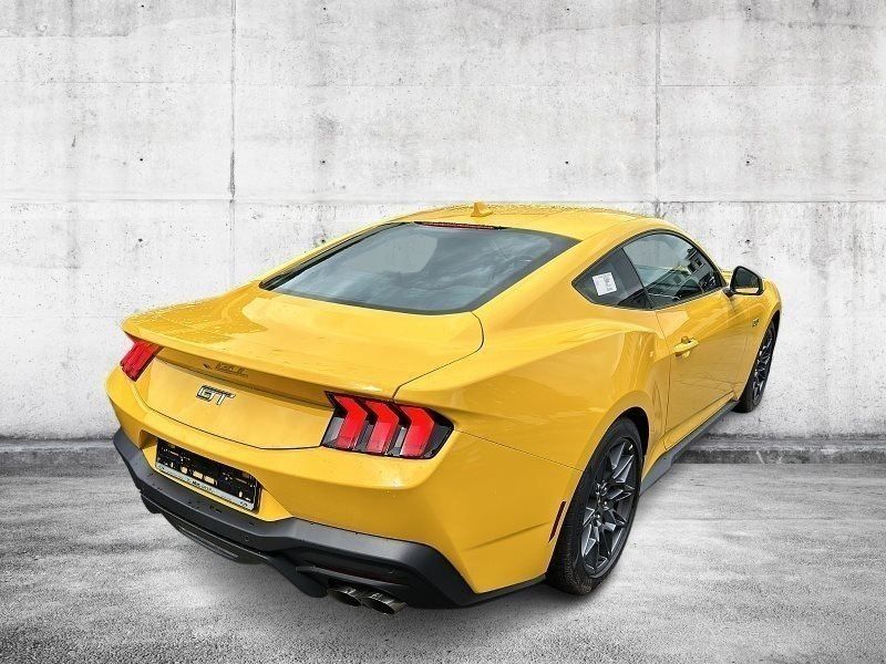 Ford Mustang 2025