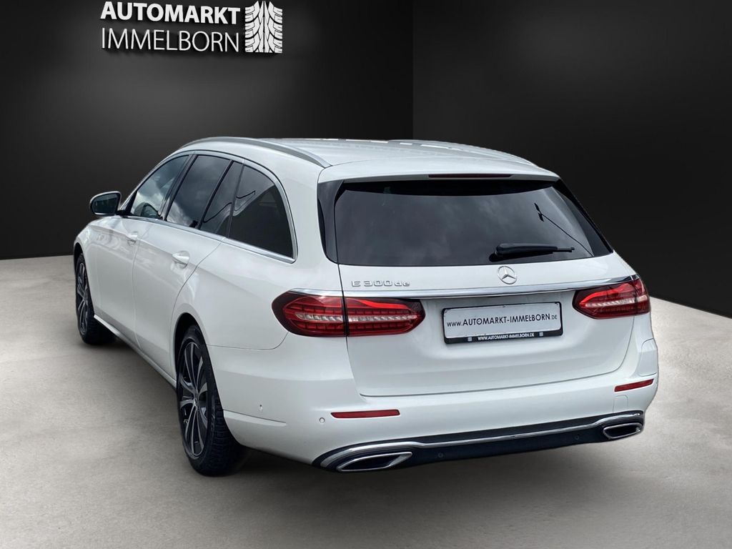 Mercedes-Benz E 300 2022