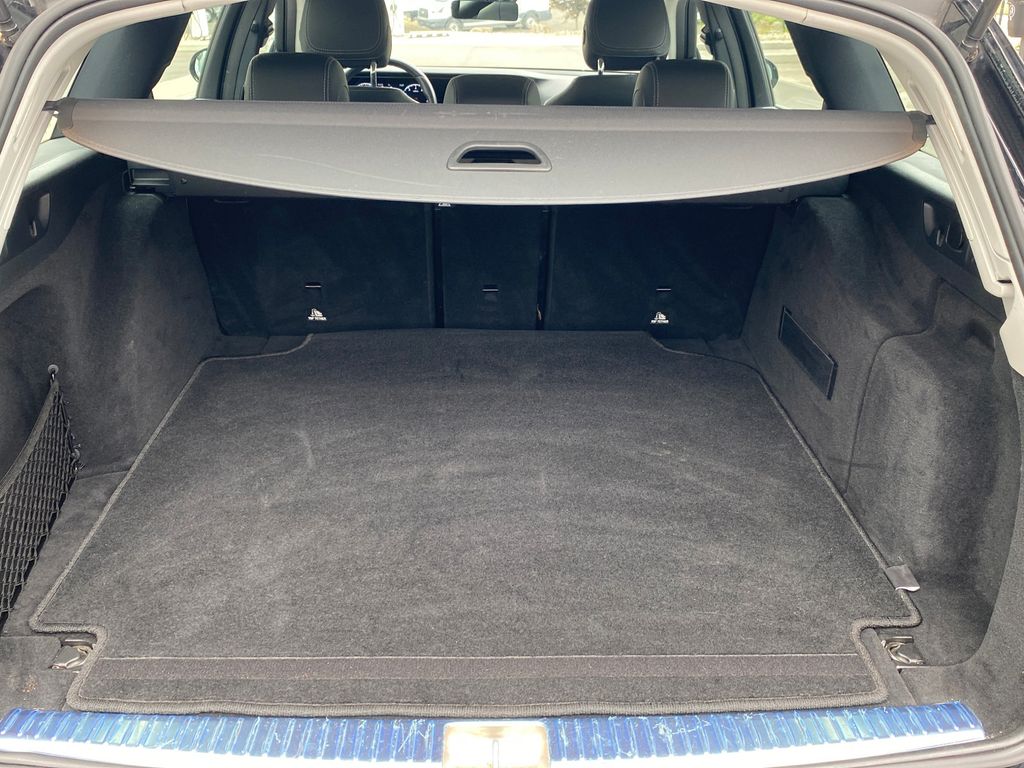 Mercedes-Benz E 300 2022