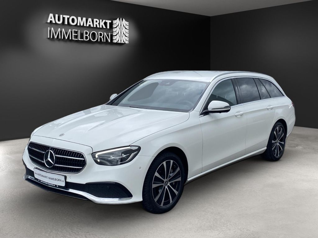Mercedes-Benz E 300 2022