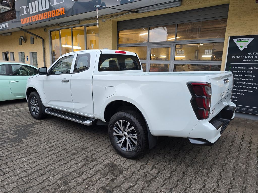 Isuzu D-Max