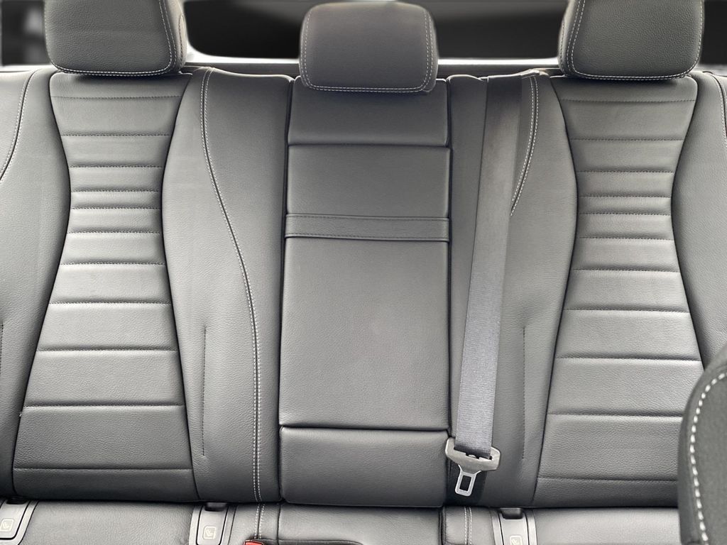 Mercedes-Benz E 300 2022