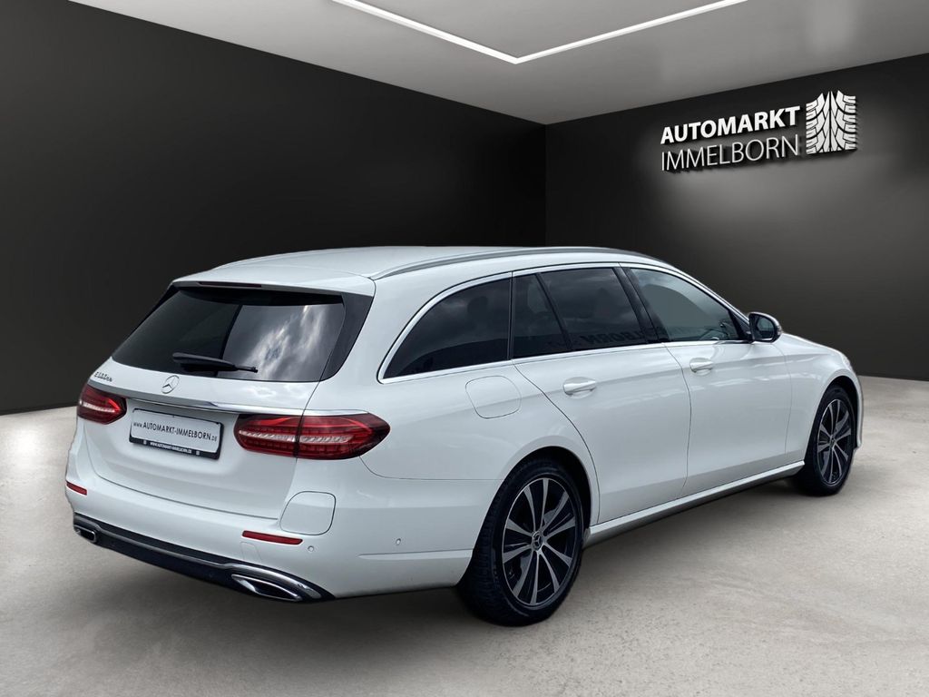 Mercedes-Benz E 300 2022