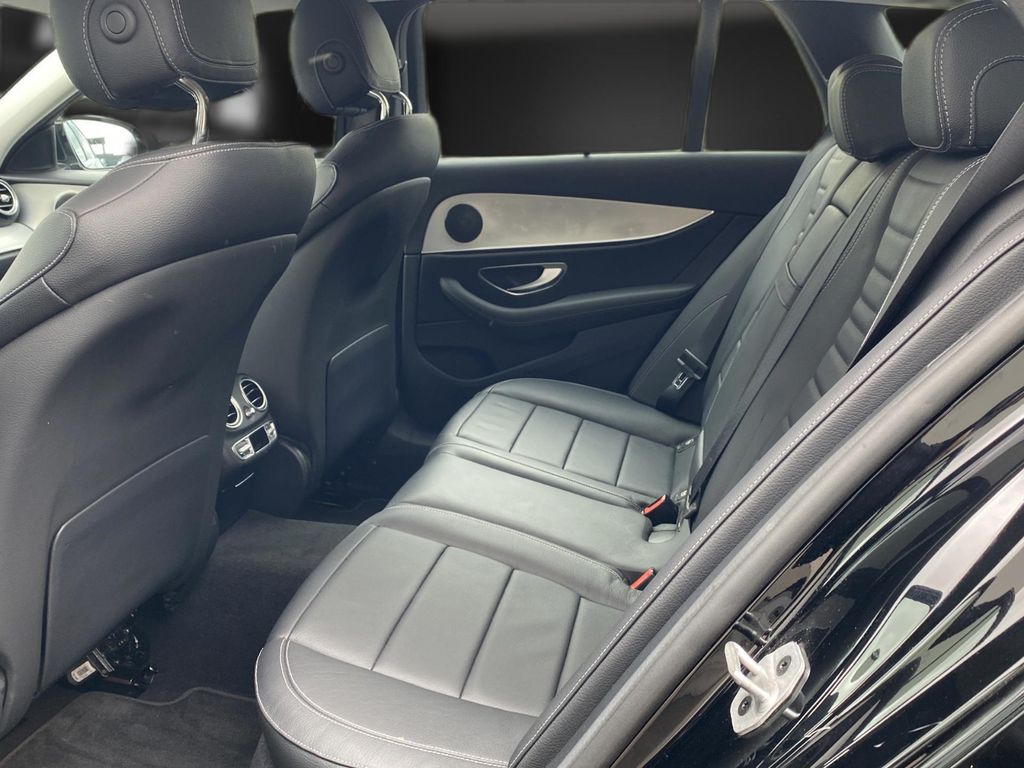 Mercedes-Benz E 300 2022