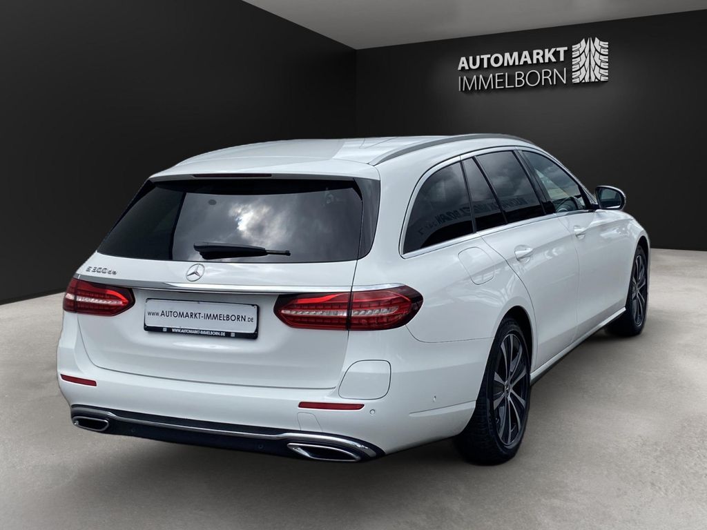 Mercedes-Benz E 300 2022
