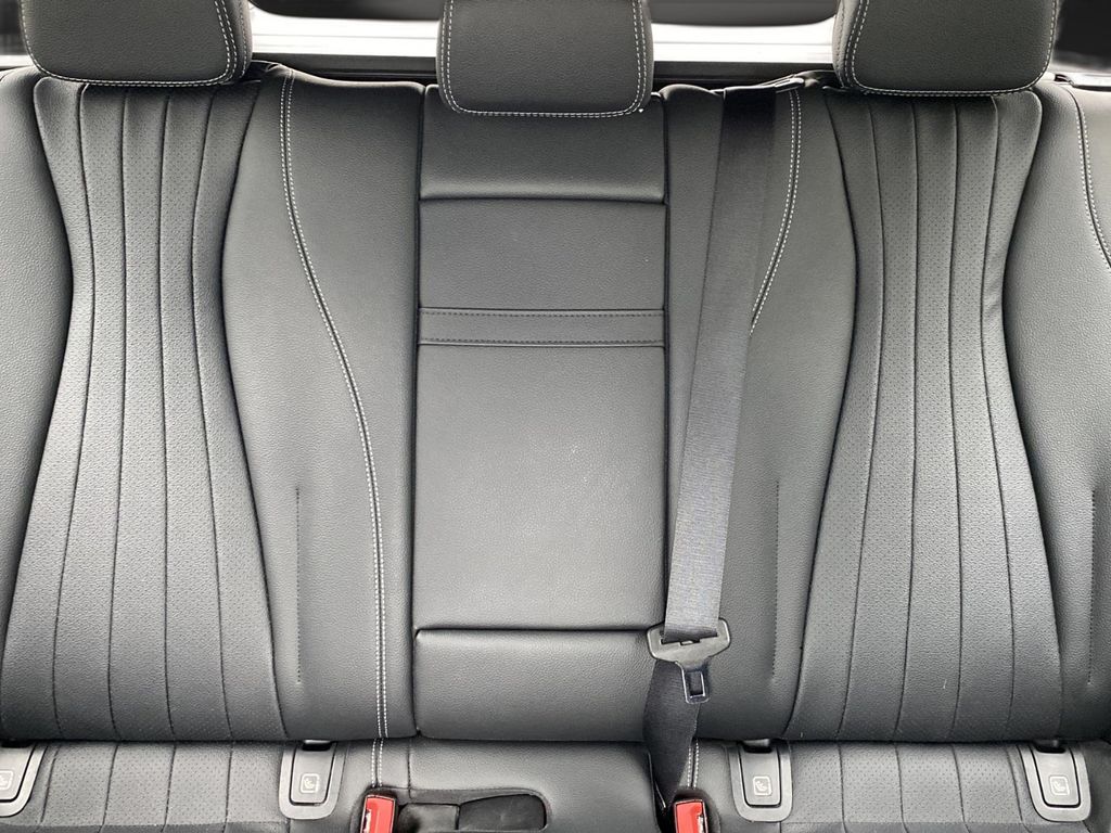 Mercedes-Benz E 300 2022