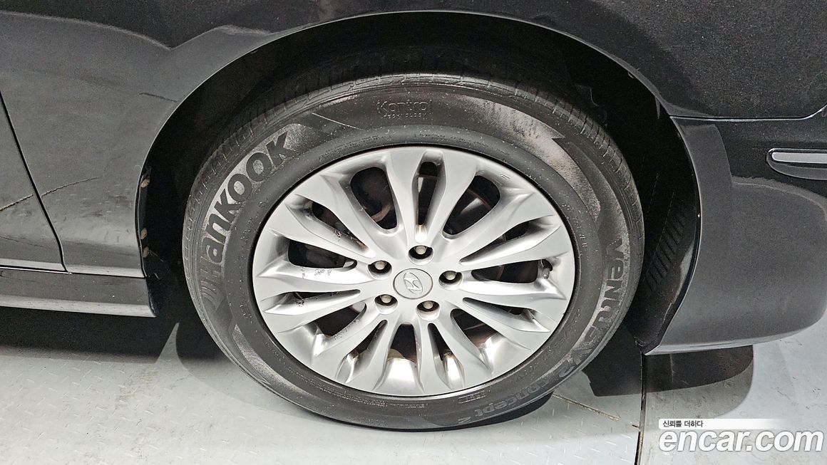 Hyundai Grandeur 2010