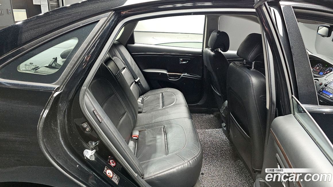 Hyundai Grandeur 2010