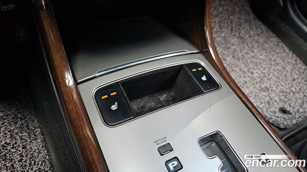 Hyundai Grandeur 2010