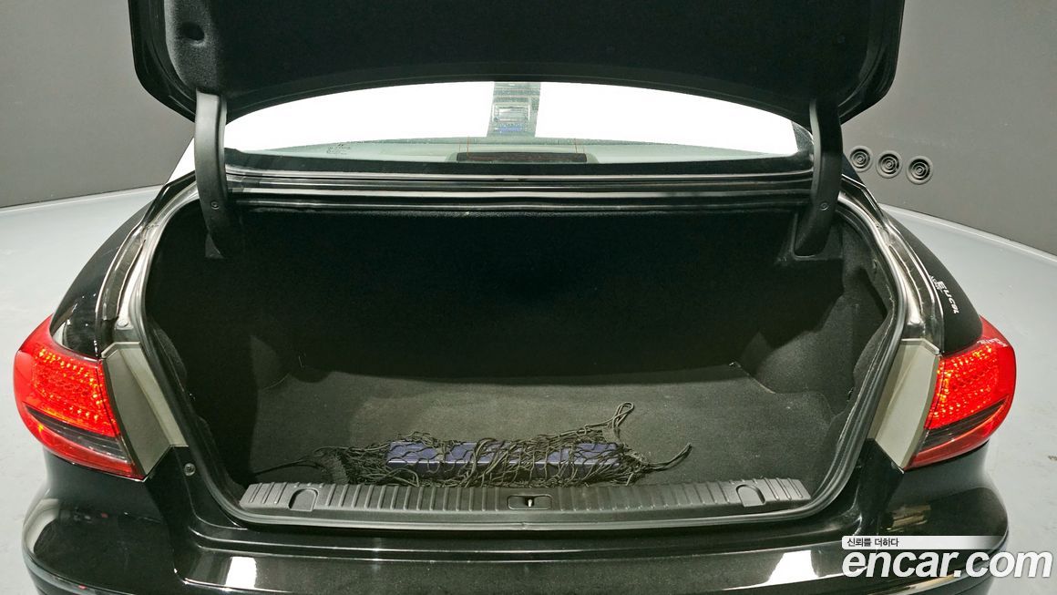 Hyundai Grandeur 2010