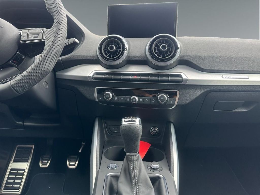Audi Q2 2024