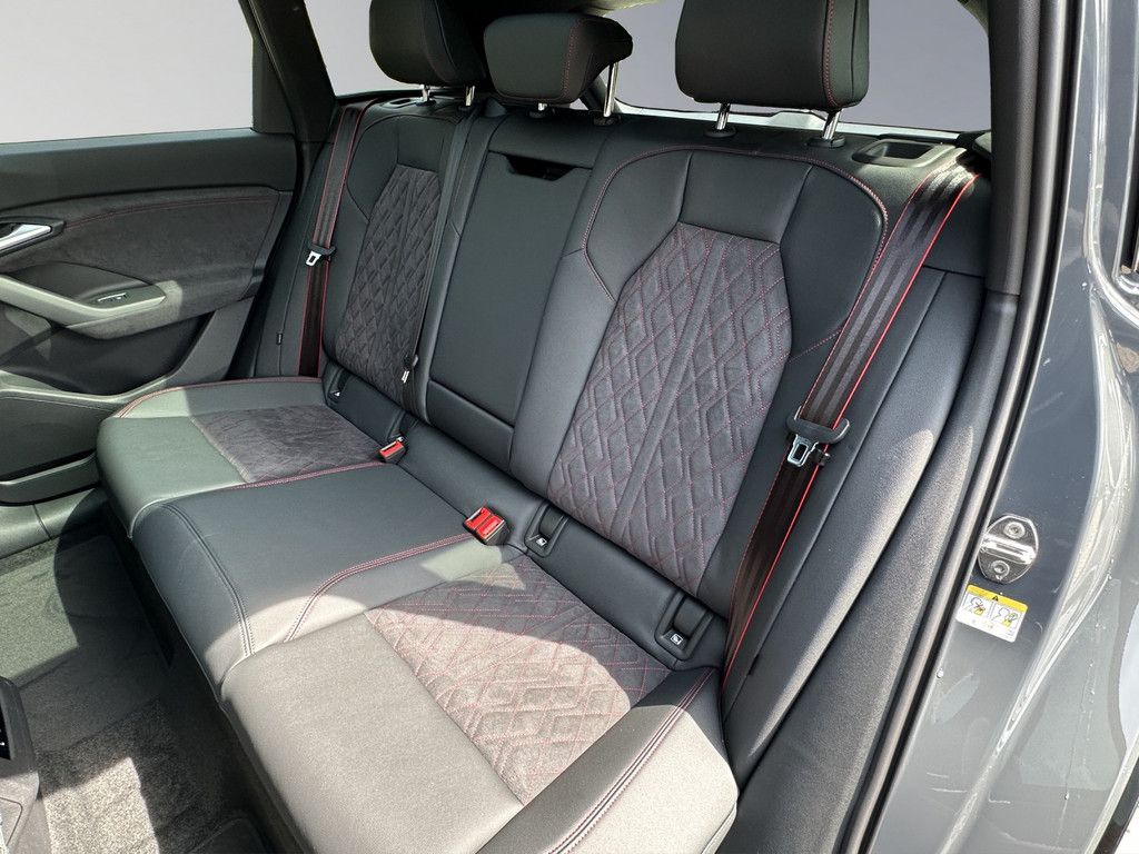 Audi SQ6 e-tron 2024