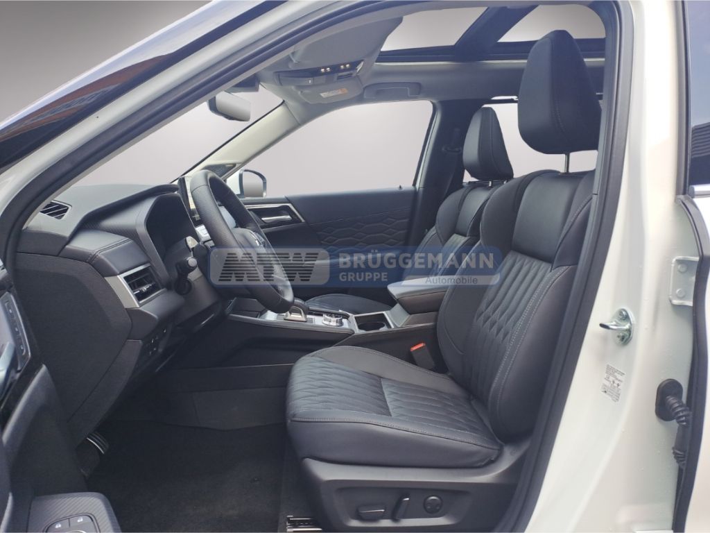 Mitsubishi Plug-in Hybrid Outlander