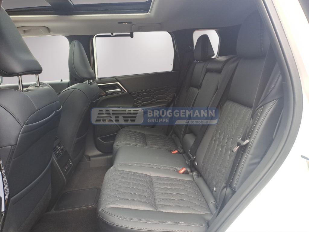 Mitsubishi Plug-in Hybrid Outlander