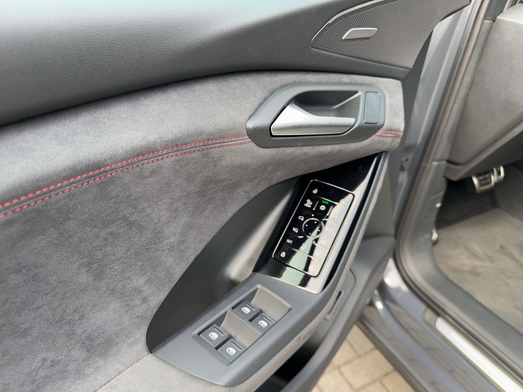 Audi SQ6 e-tron 2024