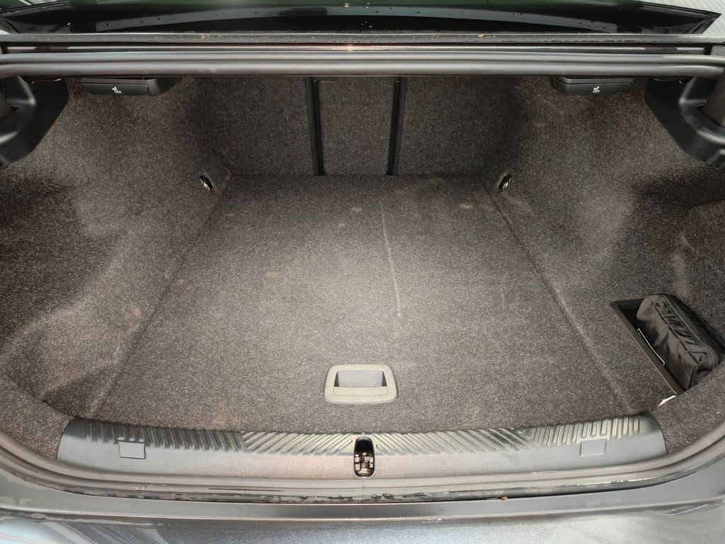 BMW i5 2023