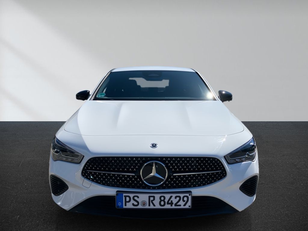 Mercedes-Benz CLA 180 2025