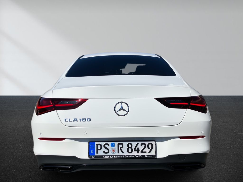 Mercedes-Benz CLA 180 2025