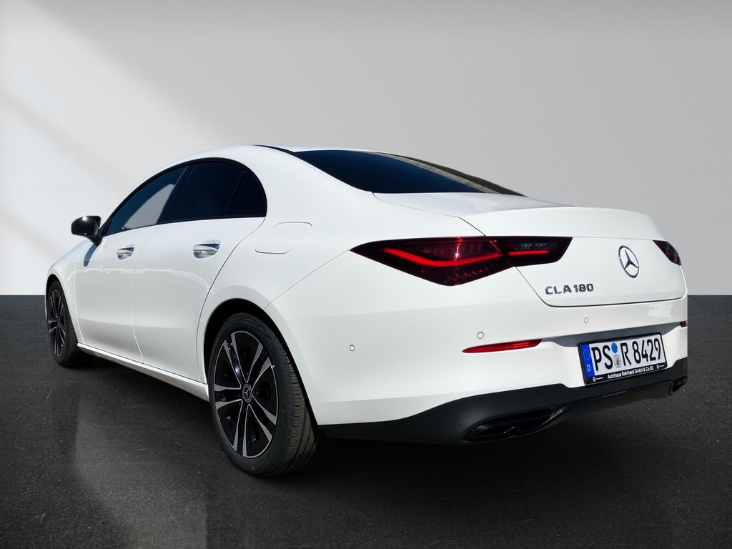 Mercedes-Benz CLA 180 2025