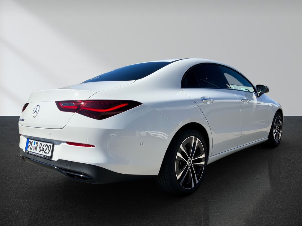 Mercedes-Benz CLA 180 2025