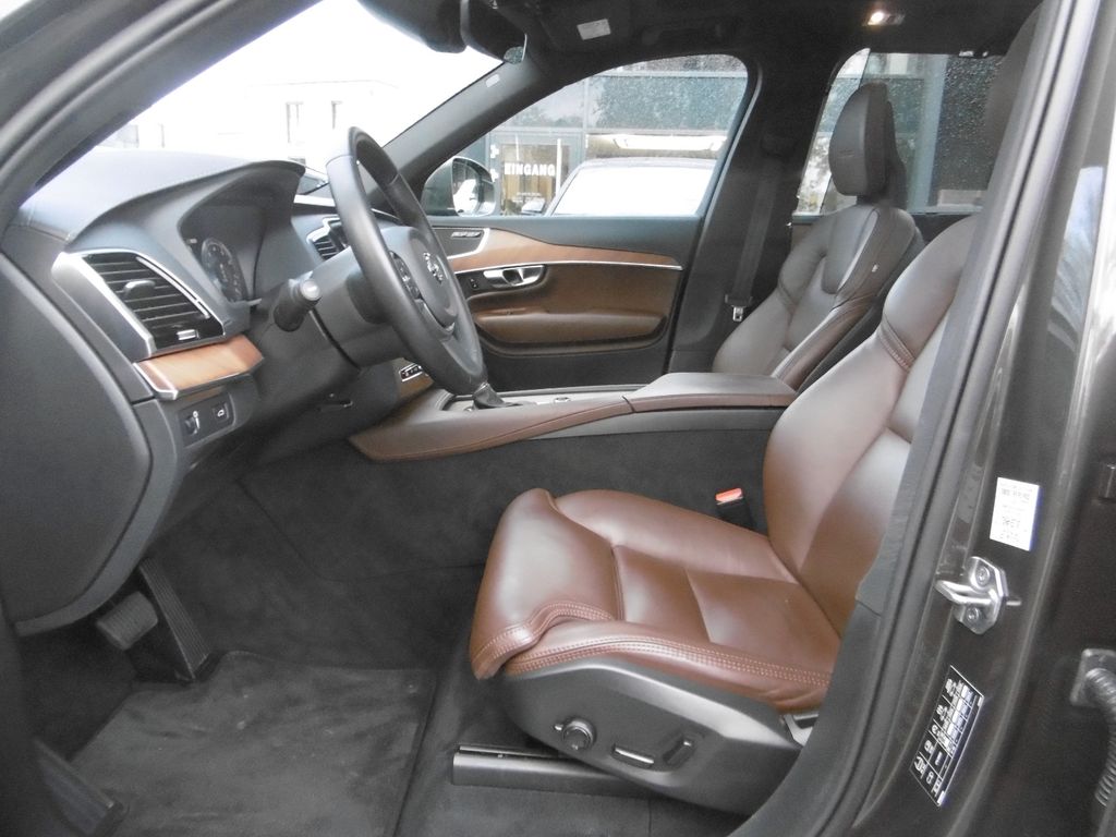 Volvo XC90 2020