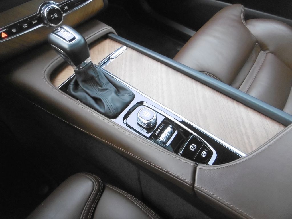 Volvo XC90 2020