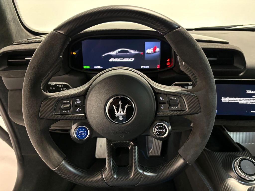 Maserati MC20 2023
