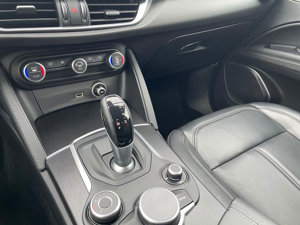 Alfa Romeo Stelvio 2020