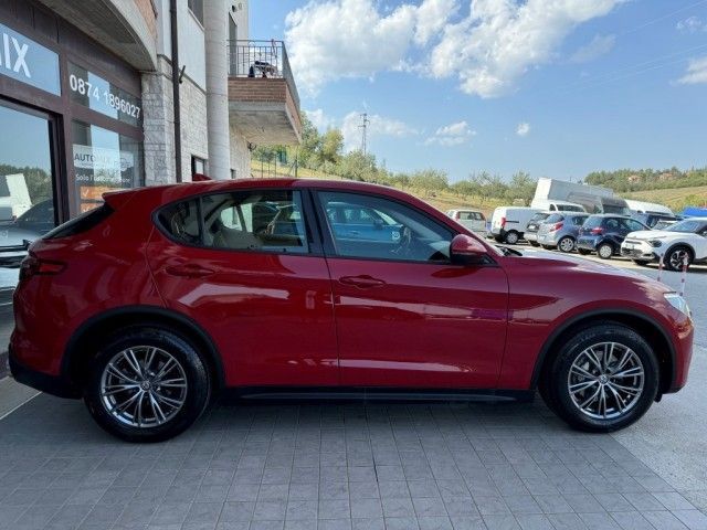 Alfa Romeo Stelvio 2019