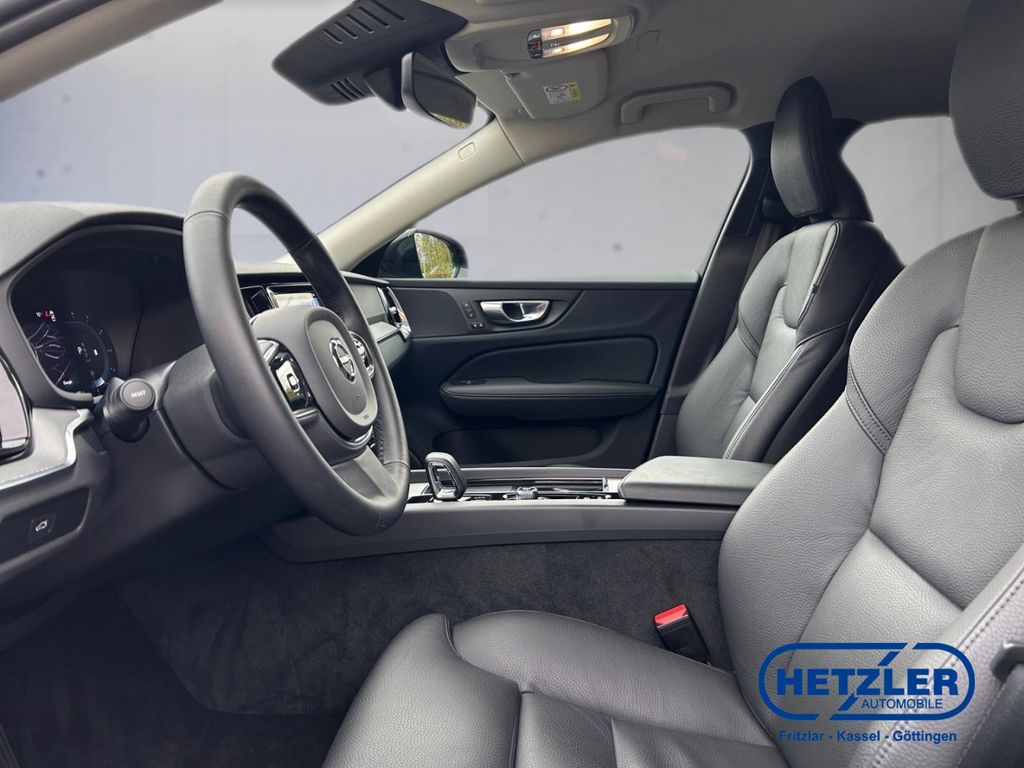 Volvo V60 2023