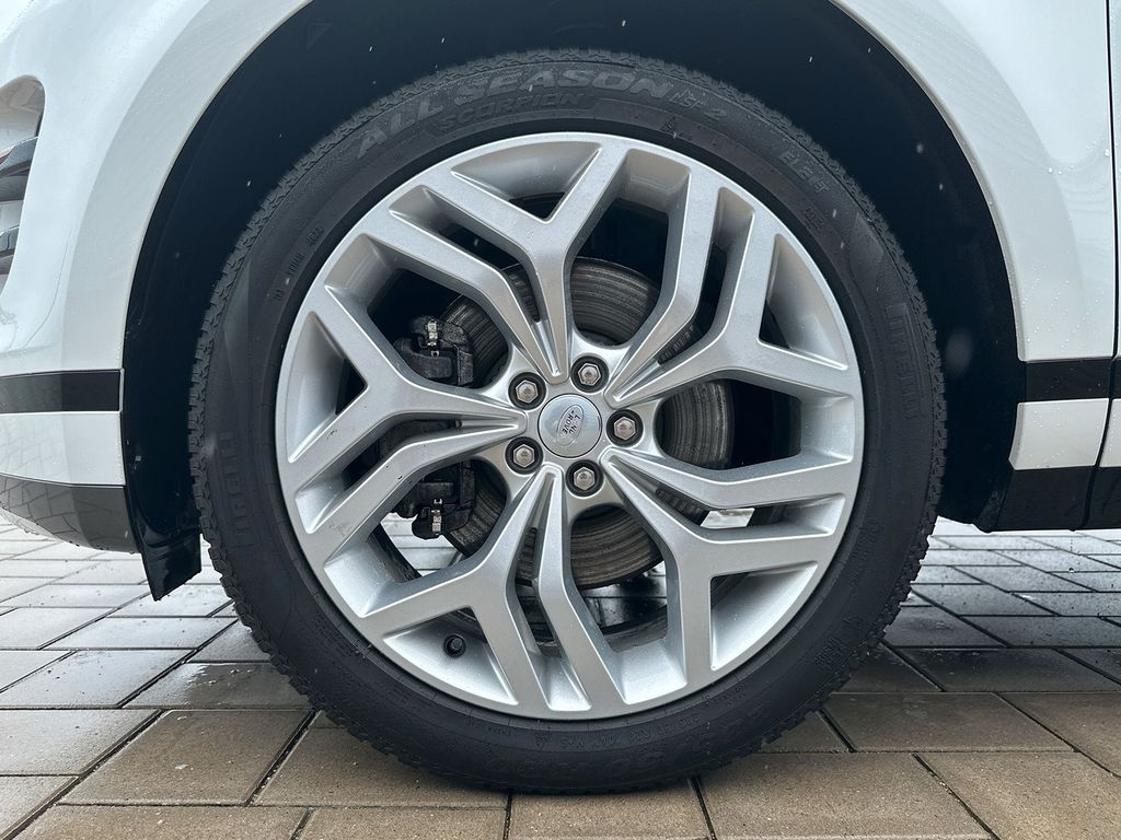 Land Rover Range Rover Evoque 2023