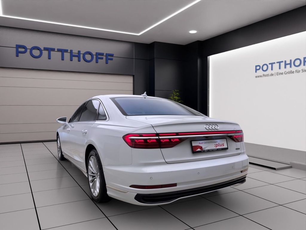 Audi A8 2022