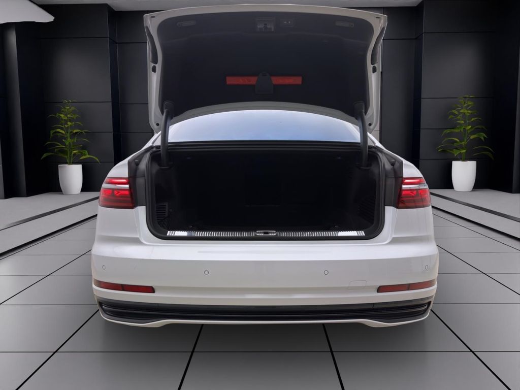 Audi A8 2022