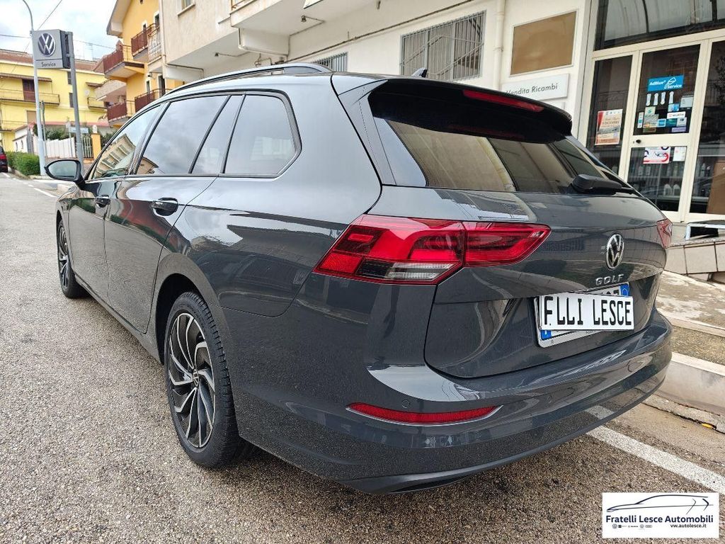 Volkswagen Golf 2021