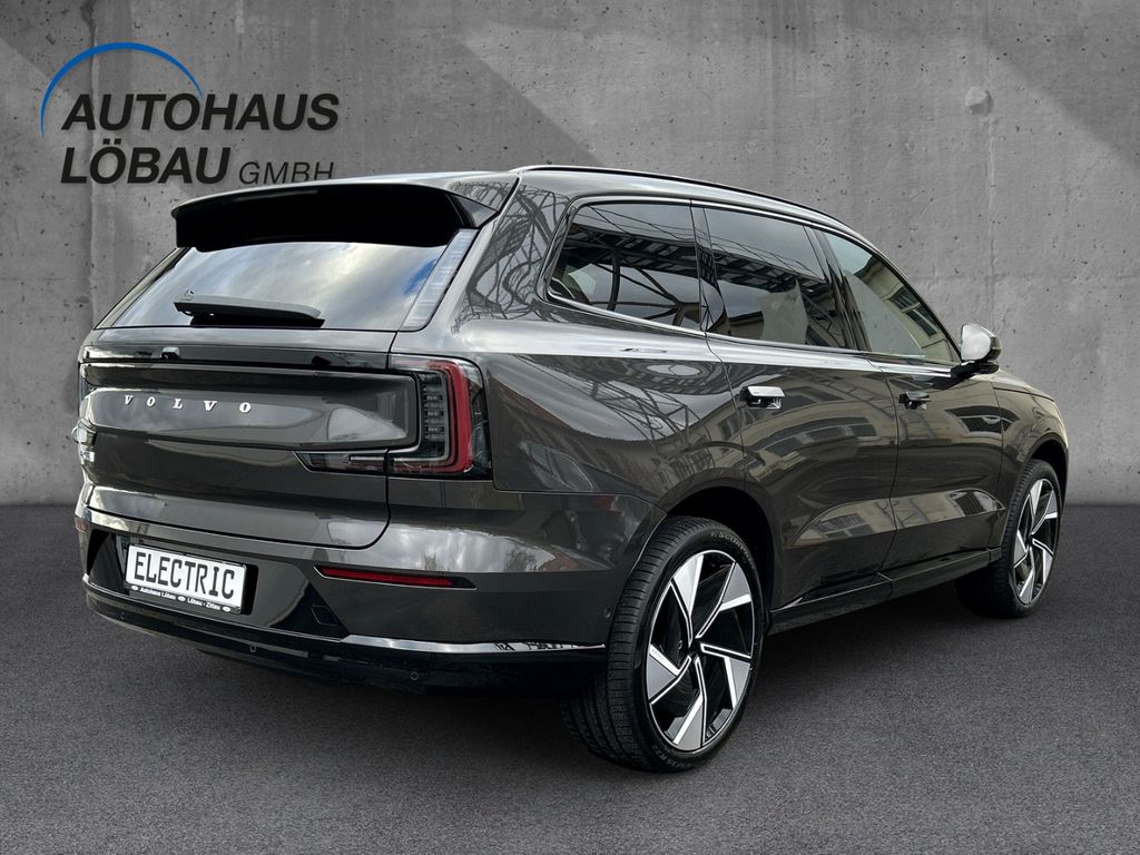 Volvo EX90