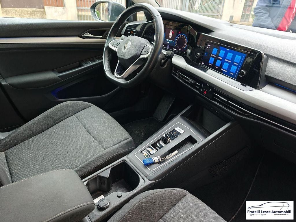 Volkswagen Golf 2021
