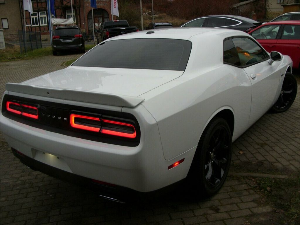 Dodge Challenger 2019