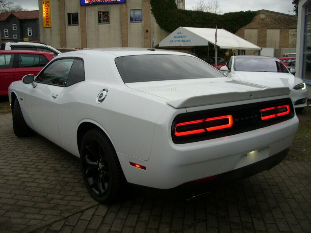 Dodge Challenger 2019