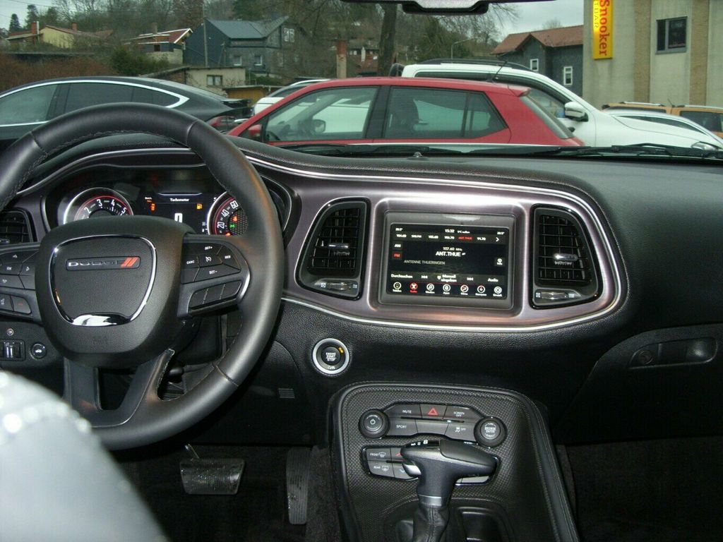 Dodge Challenger 2019