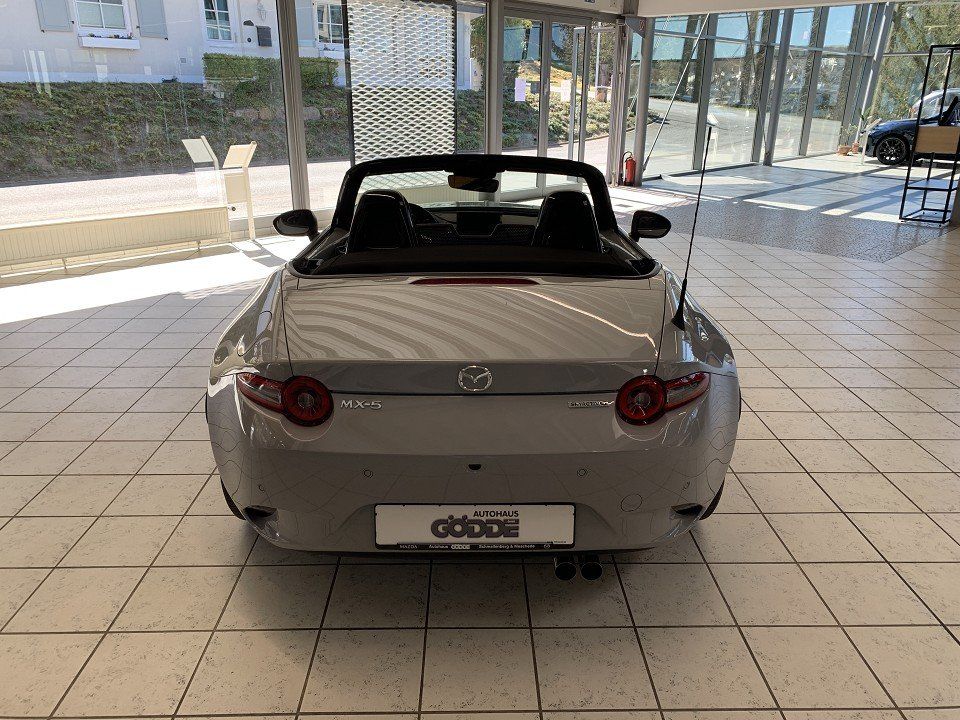 Mazda MX-5 2025
