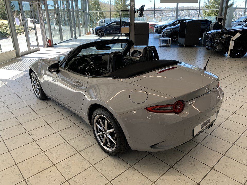 Mazda MX-5 2025