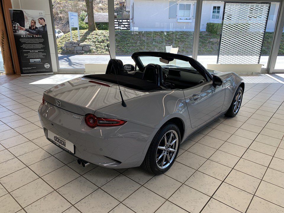 Mazda MX-5 2025
